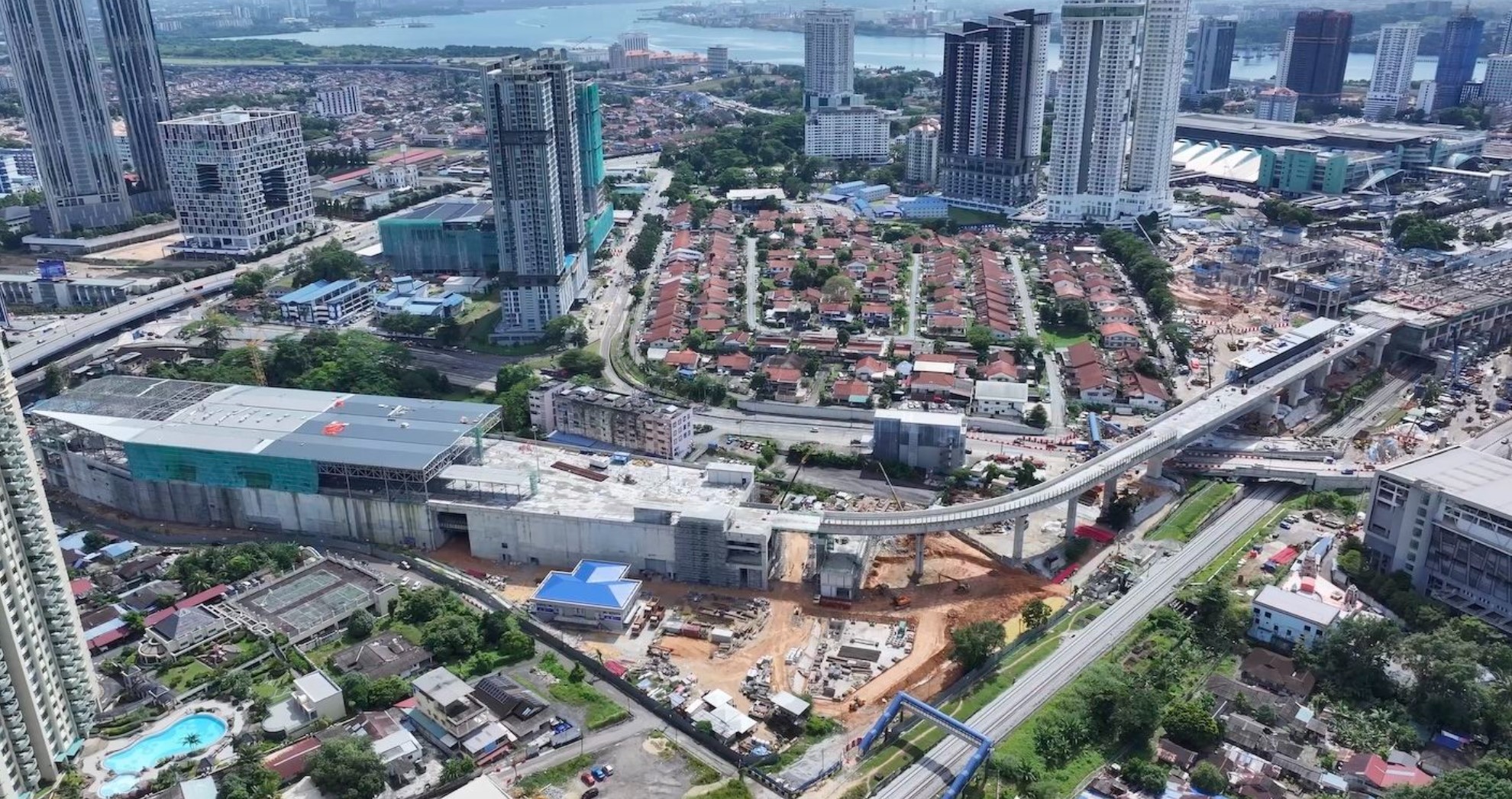 RTS Link track connecting Johor Bahru to Singapore